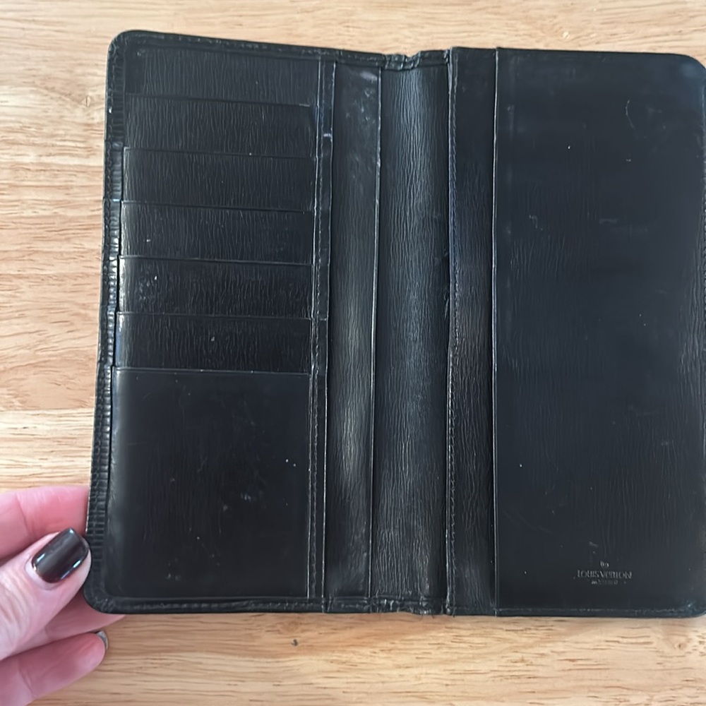 Louis Vuitton Double Sided Wallet - Picture 7 of 10